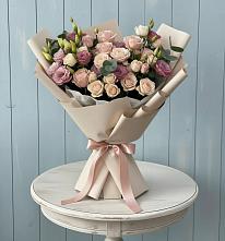 Букет цветов из:  Розы и Лизиантусы #REPLACE_PRED# Новолуговом