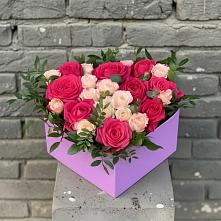 Цветочная композиция из Розы в коробке в Новолуговом