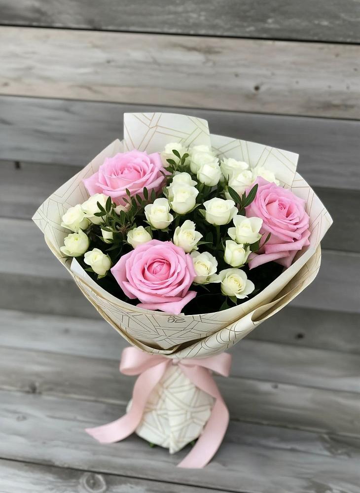 Букет цветов из: Розы в Новолуговом