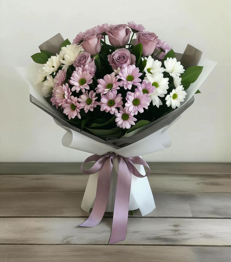 Букет цветов из: Хризантемы и Розы в Новолуговом