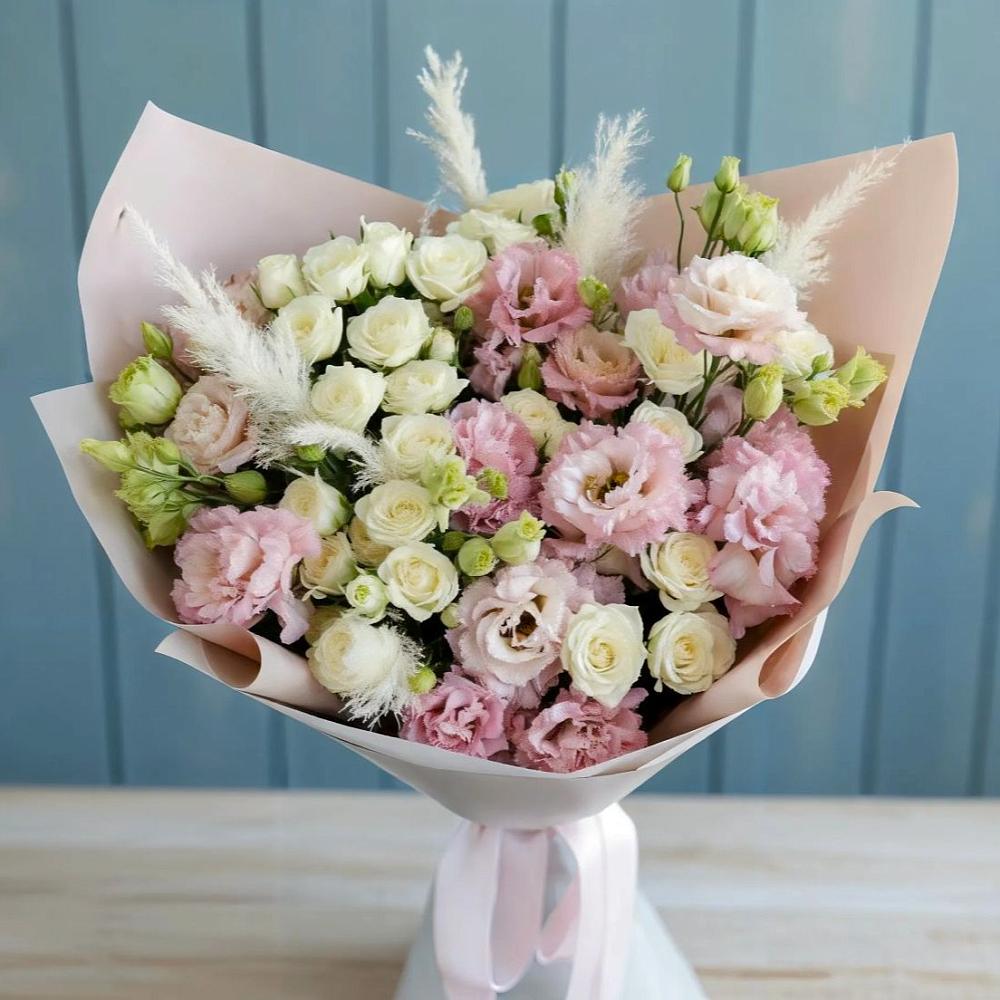 Букет цветов из: Альстромерии и Розы в Новолуговом