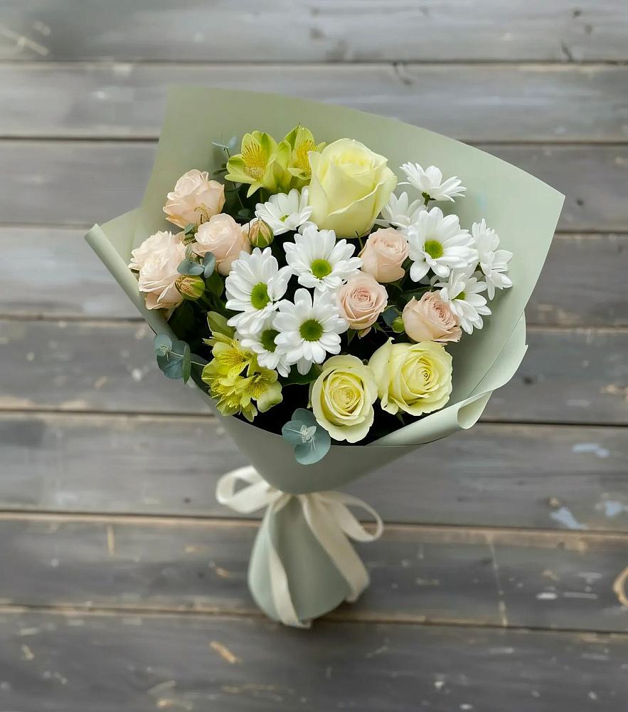 Букет цветов из: Альстромерии, Розы и Хризантемы в Новолуговом