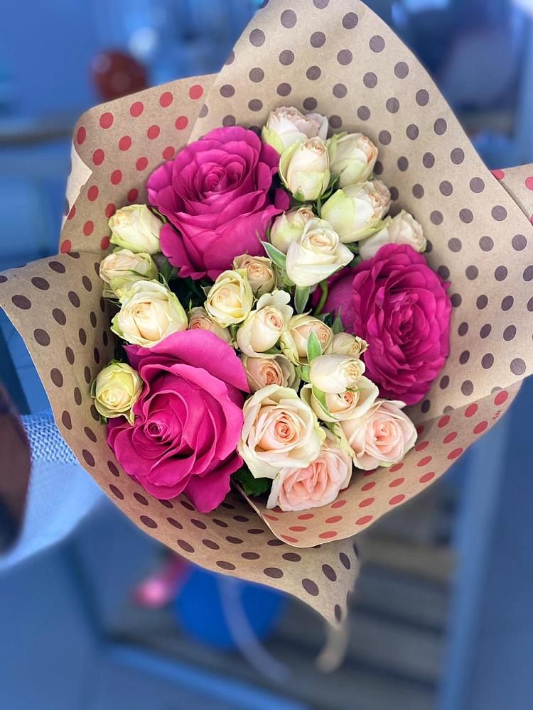 Букет цветов из: Розы в Новолуговом