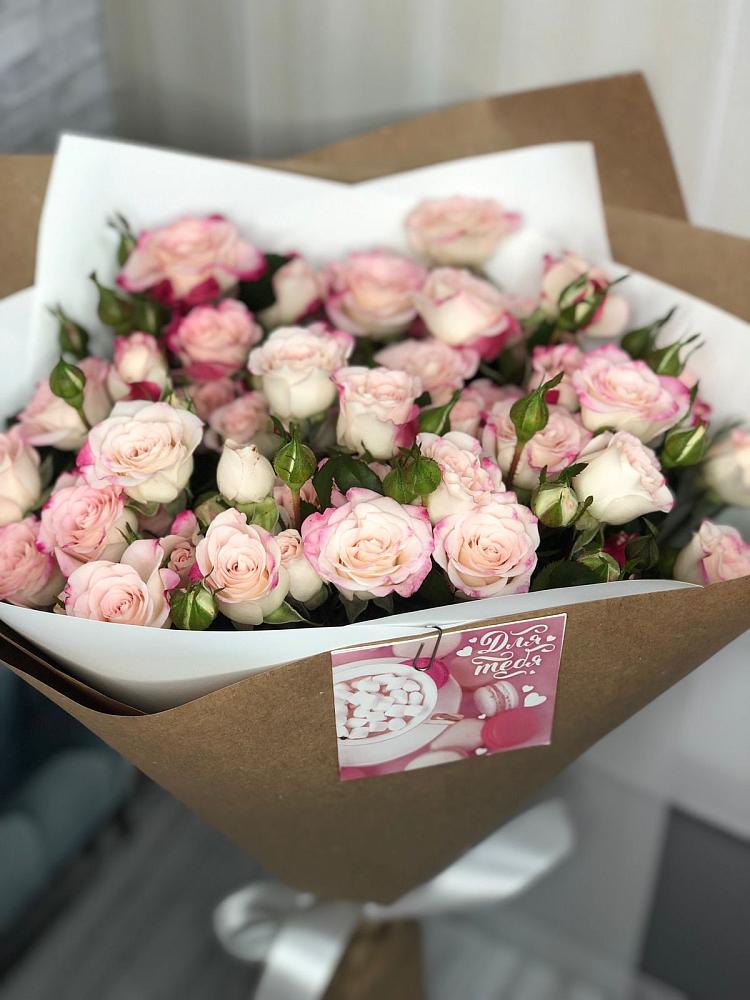 Букет цветов из: Розы в Новолуговом