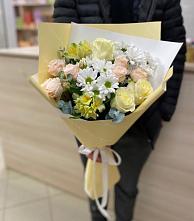 Букет цветов из:  Альстромерии, Розы и Хризантемы в Новолуговом