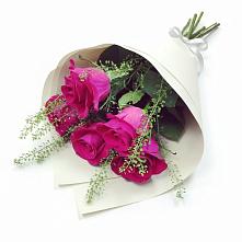 Букет цветов из:  Розы в Новолуговом