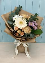 Букет цветов из:  Герберы и Хризантемы в Новолуговом