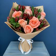 Букет цветов из:  Розы и Альстромерии в Новолуговом