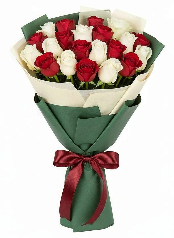 Букет Микс из красных и белых роз в Новолуговом
