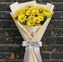 Букет цветов из:  Хризантемы в Новолуговом