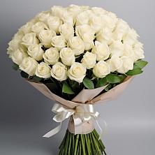 Букет 101 беля роза Белоснежка в Новолуговом