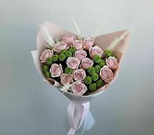 Букет цветов из:  Розы и Хризантемы в Новолуговом