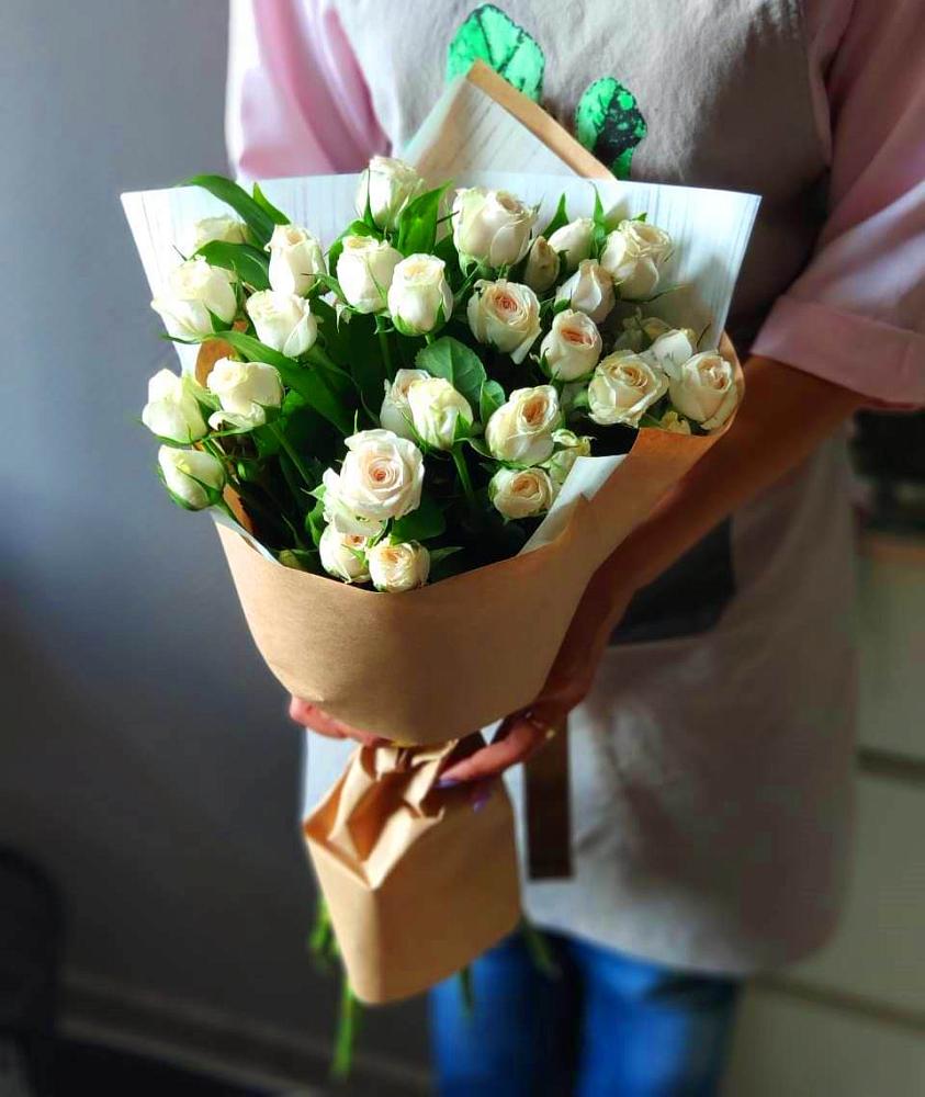 Букет цветов из: Розы в Новолуговом