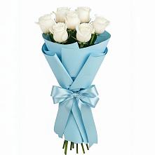 Букет 7 белых роз Проуд в Новолуговом