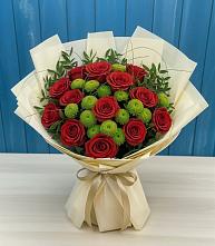 Букет цветов из:  Розы и Хризантемы в Новолуговом