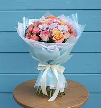 Букет цветов из:  Хризантемы и Розы в Новолуговом