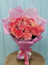Букет 15 Розовых роз Равель в Новолуговом