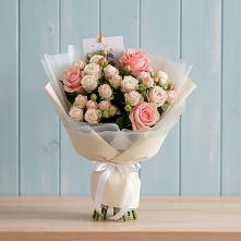 Букет цветов из:  Розы в Новолуговом