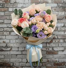 Букет цветов из:  Розы, Лизиантусы и Гвоздики в Новолуговом